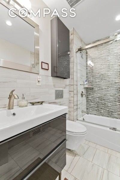 106B Nassau Ave #1 - Photo 6 of 10