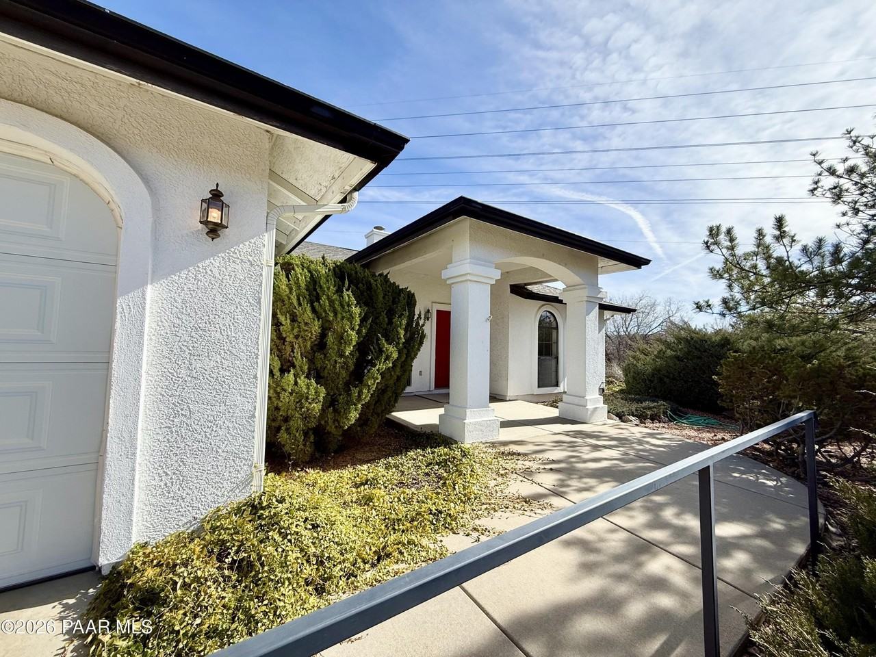 352 Prescott Dr - Photo 2 of 17