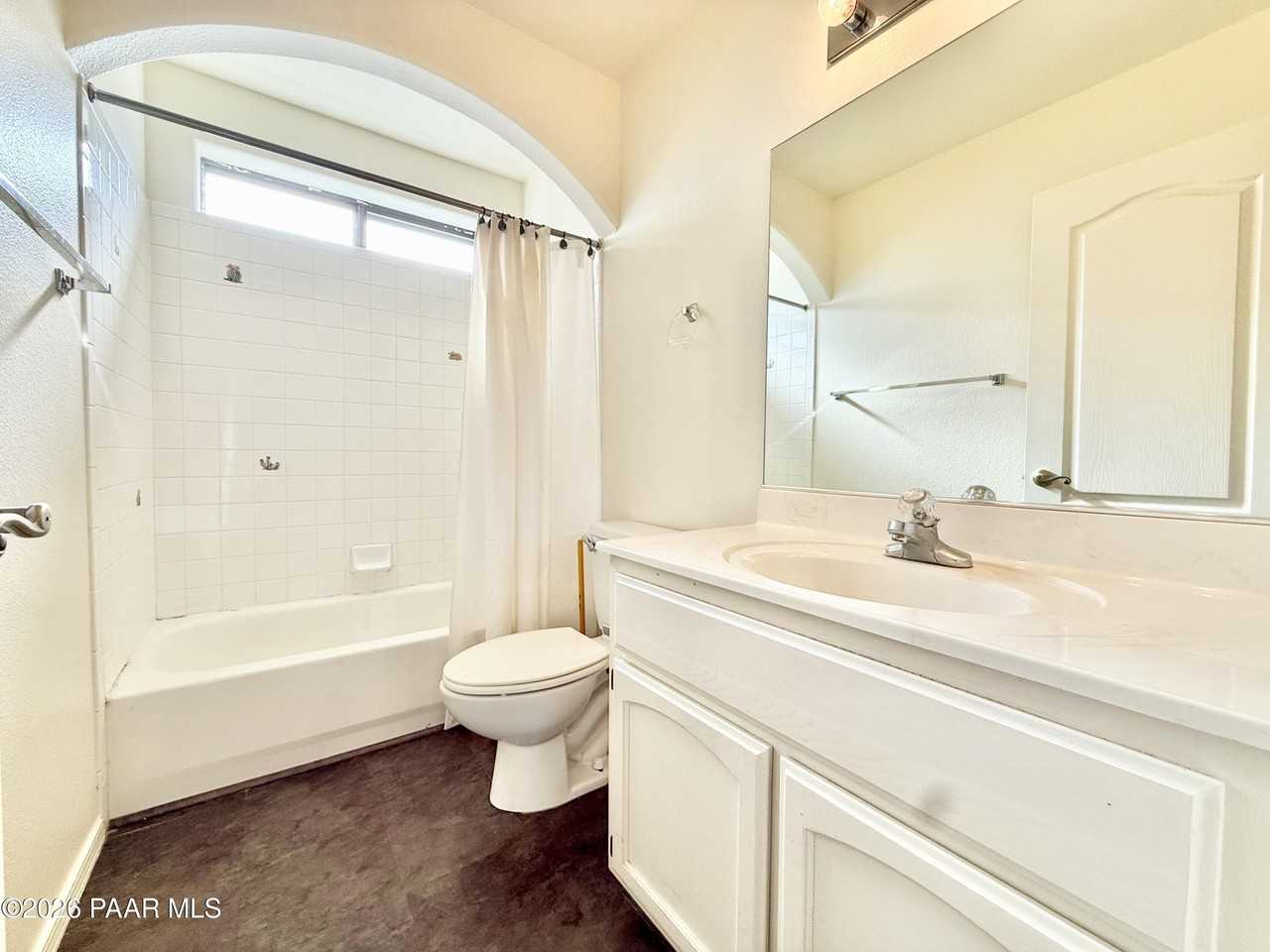 352 Prescott Dr - Photo 6 of 17