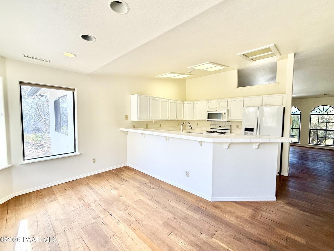 352 Prescott Dr - Photo 7 of 17