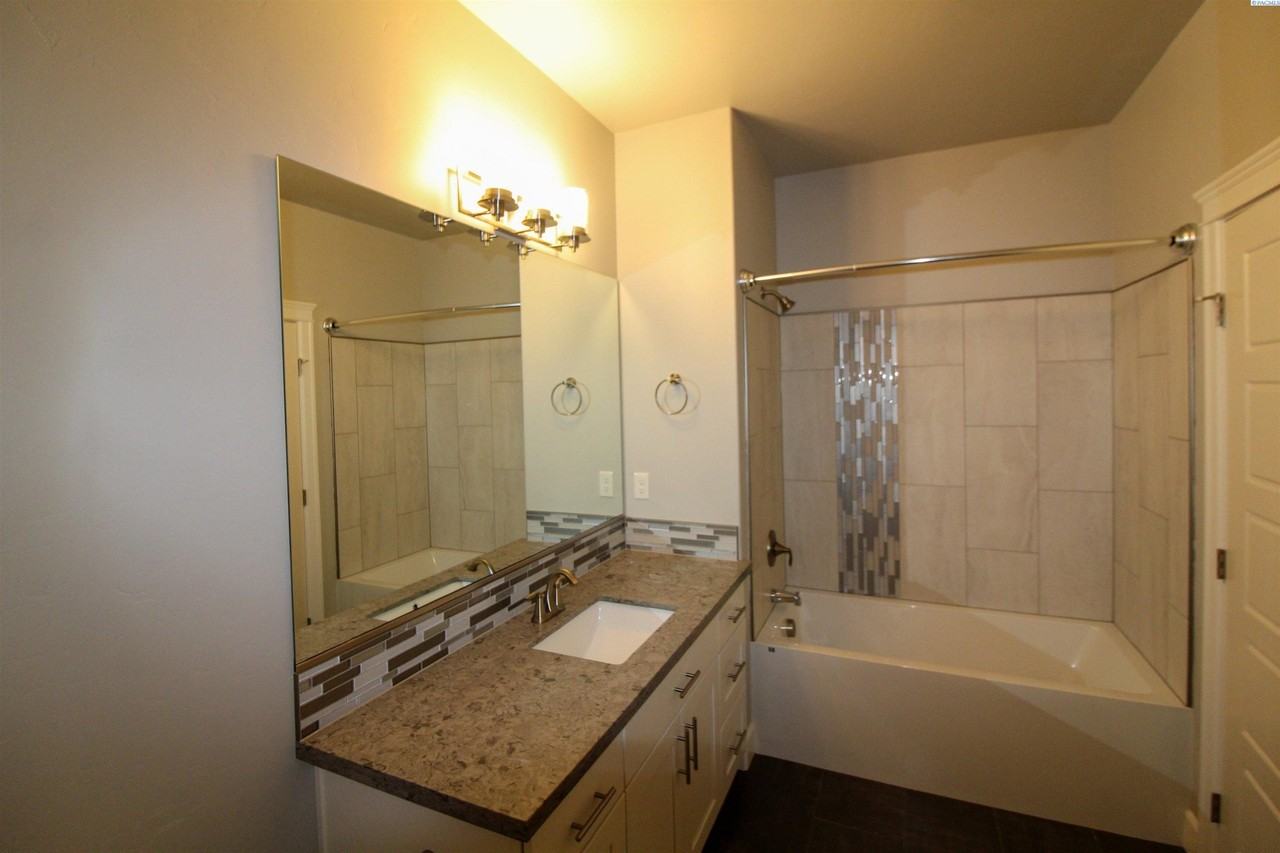 3735 W 49th Ave - Photo 4 of 19