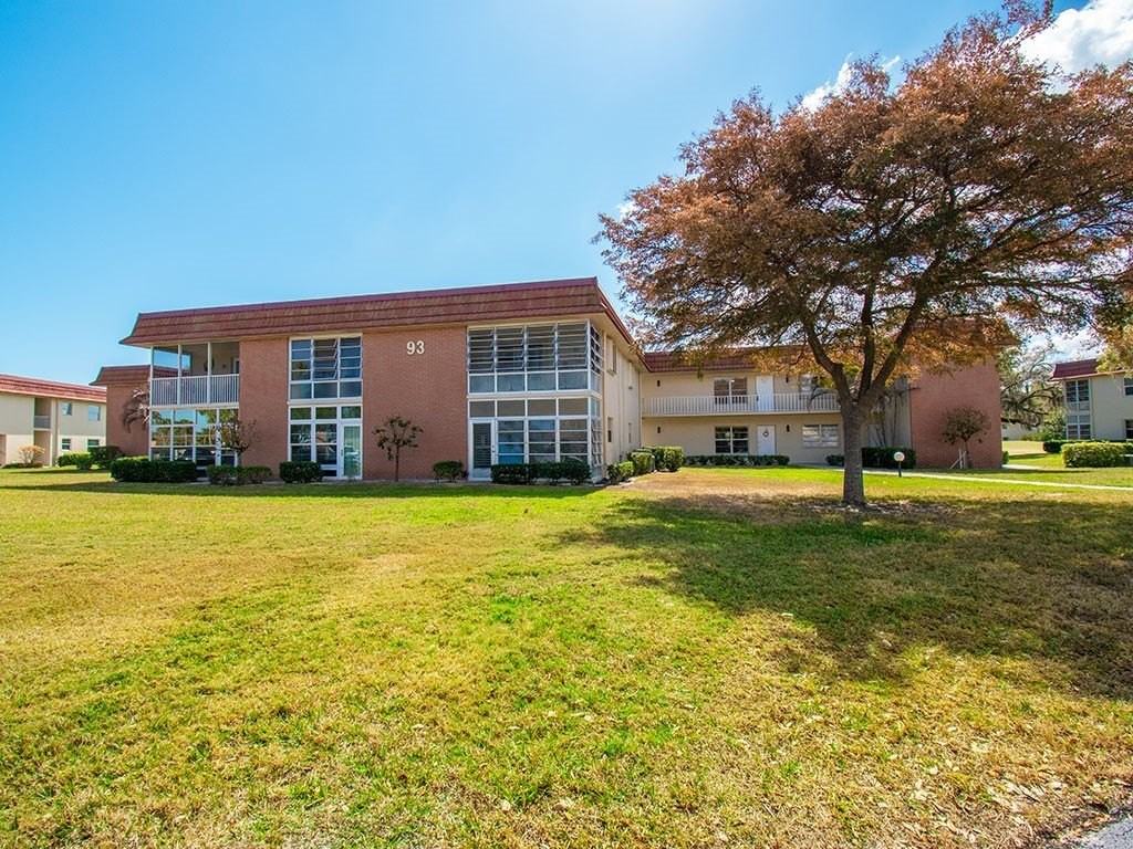 93 Spring Lake Dr Apt 202 - Photo 2 of 28