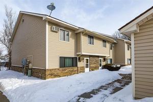 featured image of 64 E 13th St