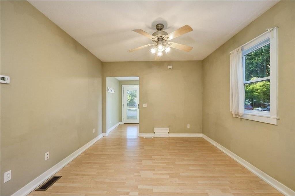 2327 Cole Ave Se #A - Photo 4 of 13