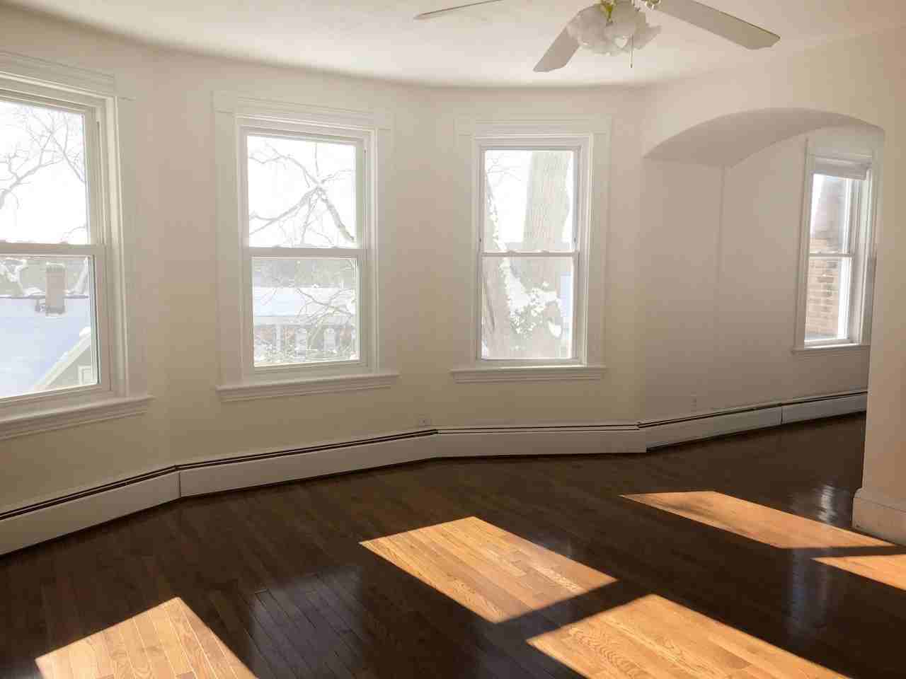113 Ashland Street - Photo 3 of 26