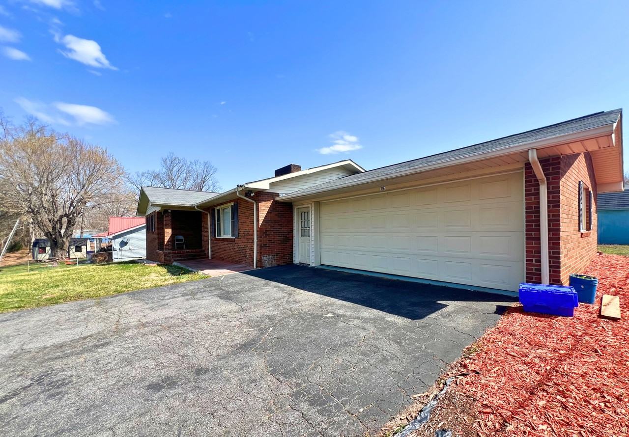 1097 North Carolina 18 #1 - Photo 5 of 30