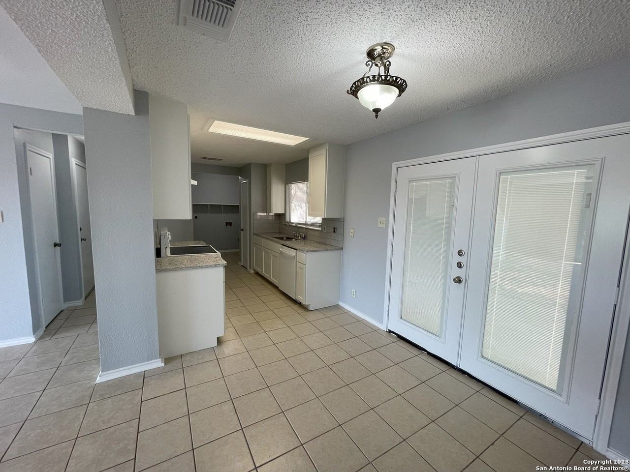 5938 Hidden Glade - Photo 4 of 27