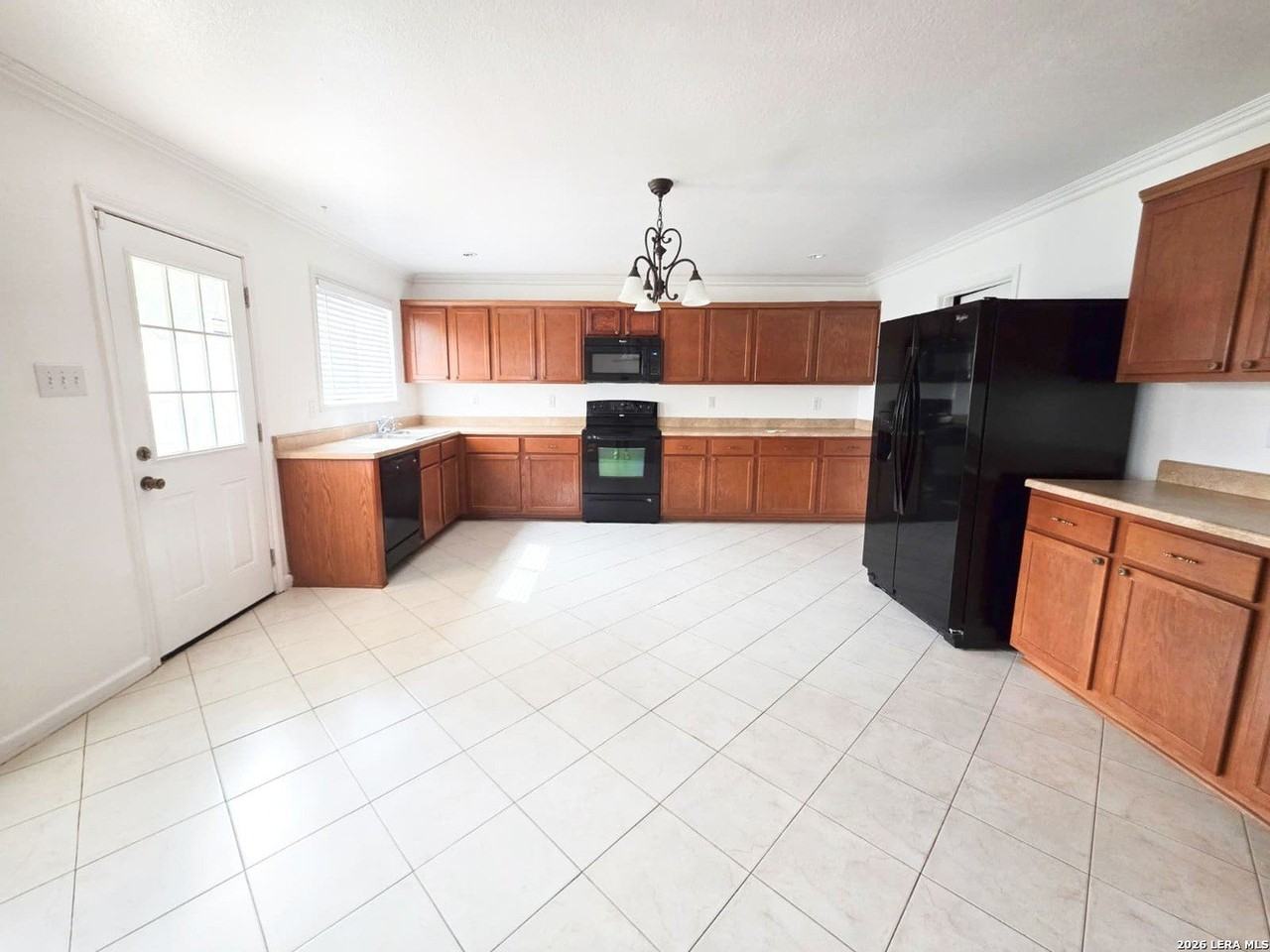 5806 Valparaiso Way - Photo 2 of 15