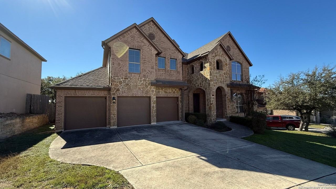 8630 Napa Lndg - Photo 2 of 41