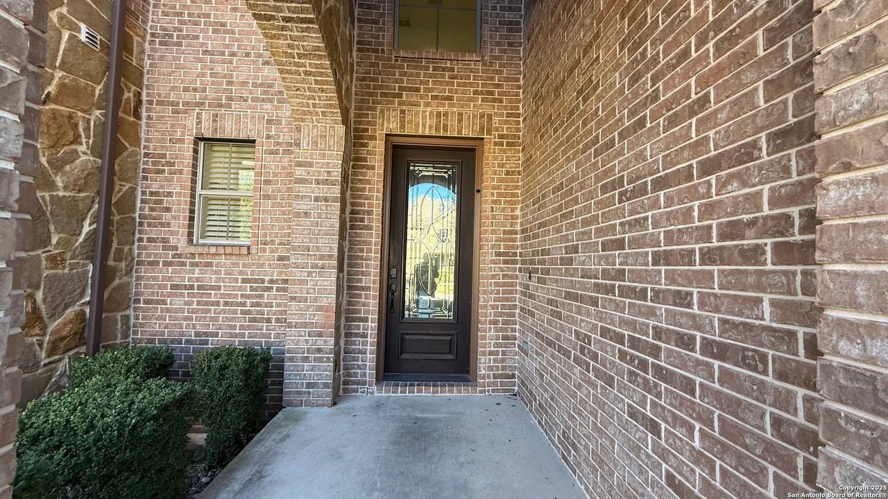 8630 Napa Lndg - Photo 4 of 41