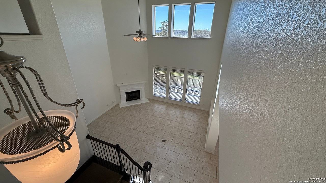 8630 Napa Lndg - Photo 7 of 41