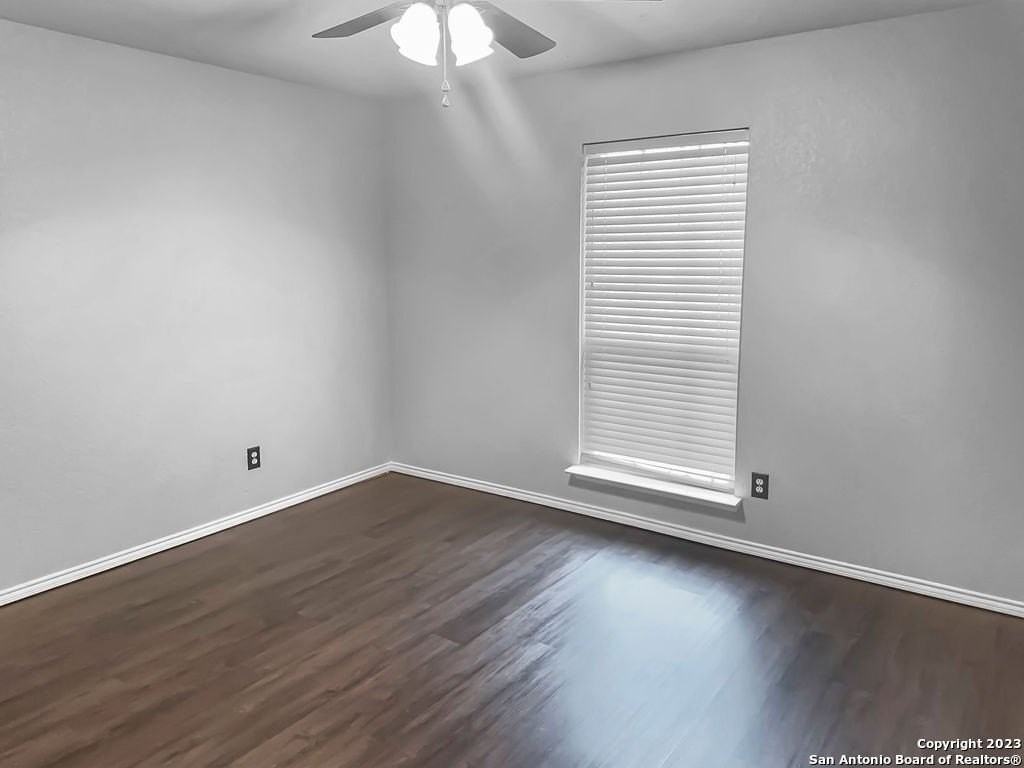 12615 Point Smt - Photo 6 of 13