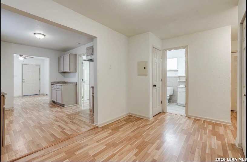 318 Elks Dr - Photo 3 of 20