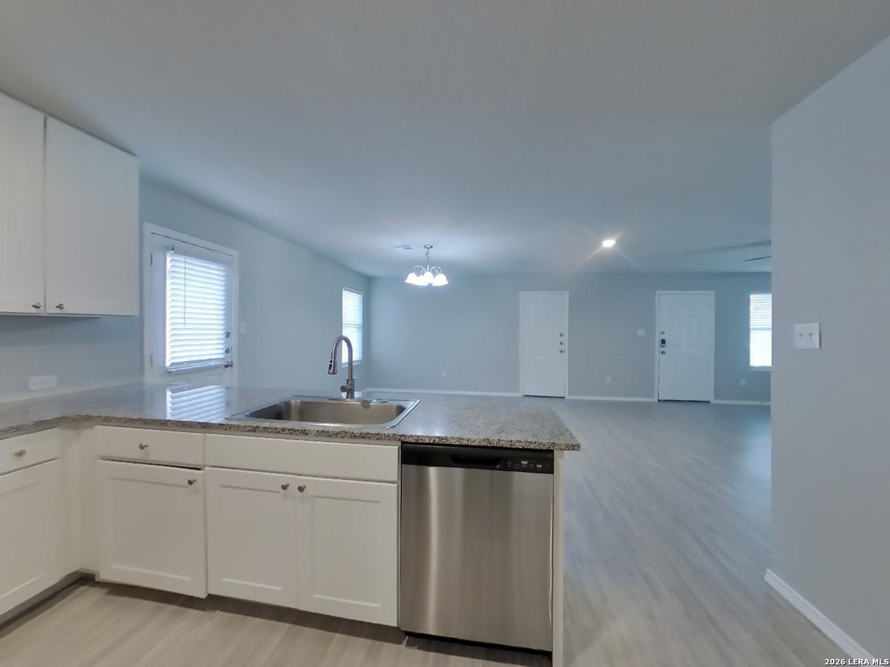 7219 Lincoln Trce - Photo 6 of 19