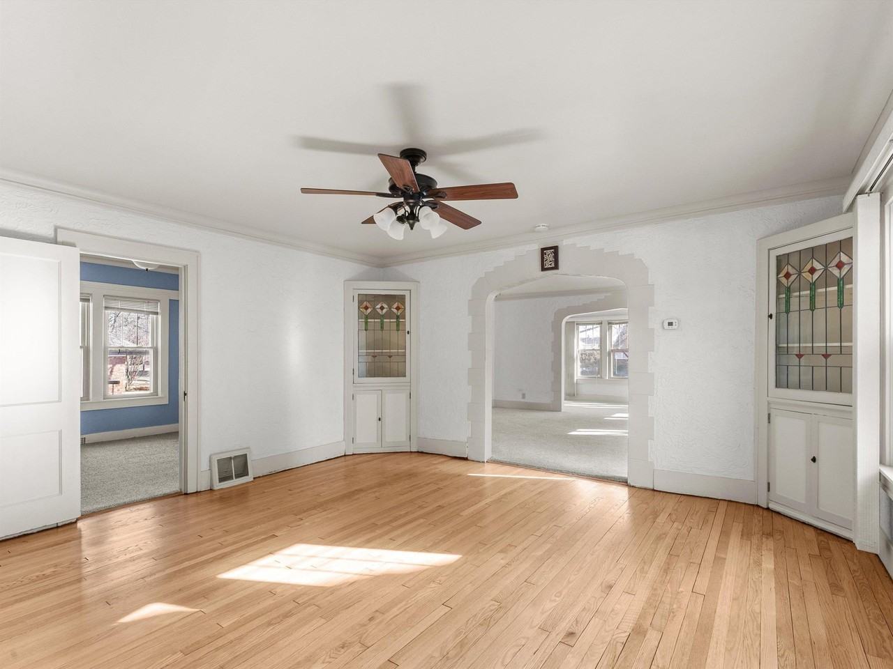 2502 N 9th St - Photo 6 of 16