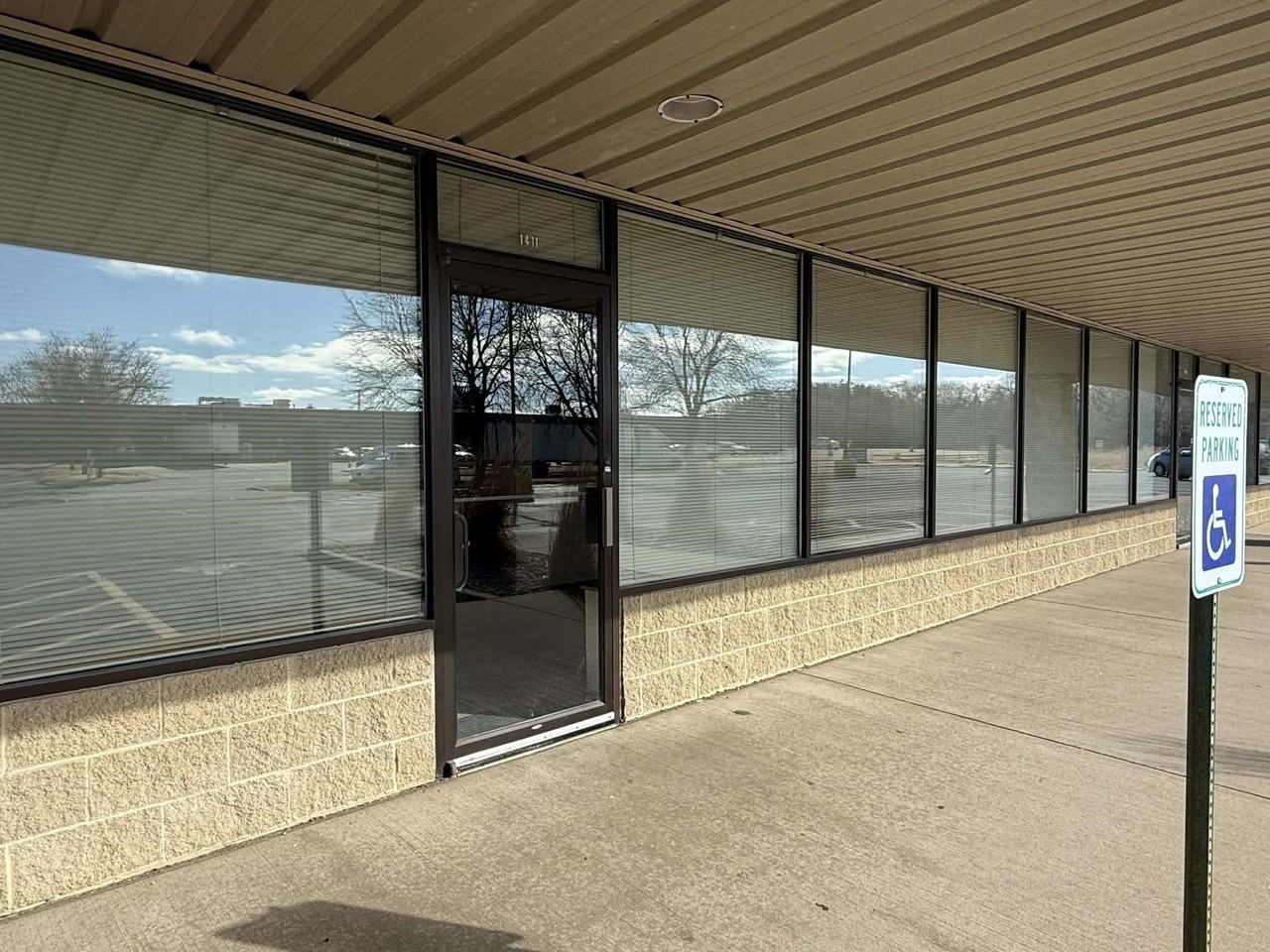 1411 Pate Plaza Dr - Photo 3 of 14