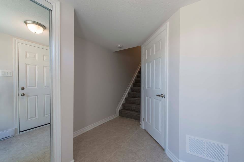 82 Feathertop Lane #1 - Photo 5 of 30