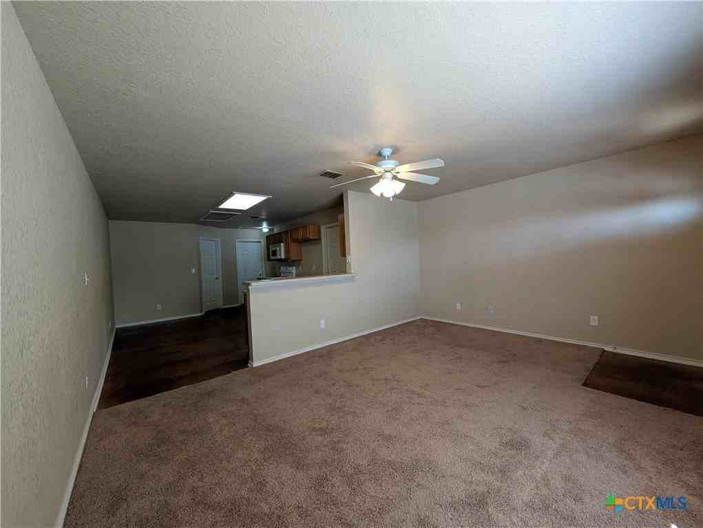 1013 Misty Acres Dr - Photo 7 of 33