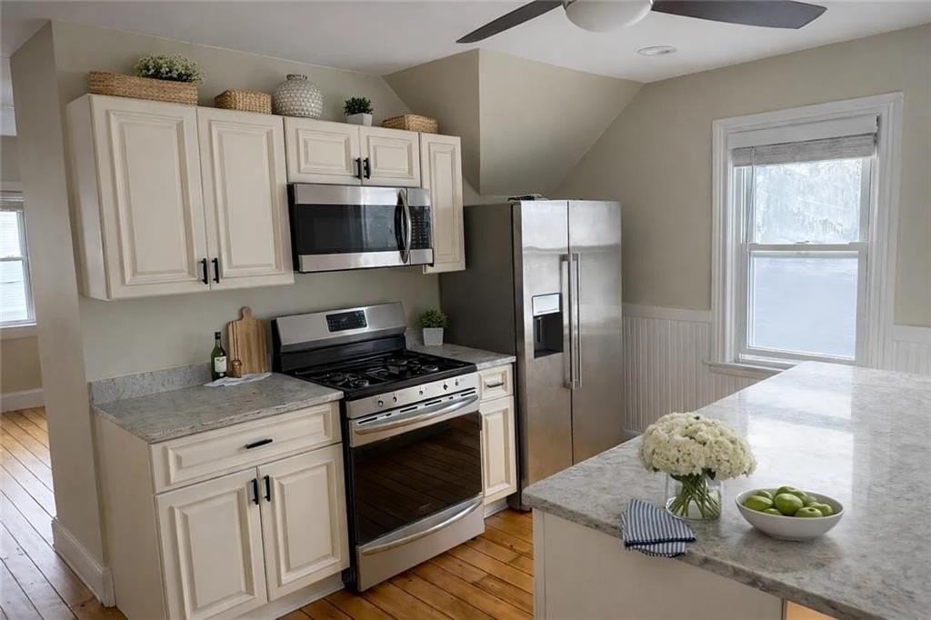 16 Tecumseh St Unit 3 #3 - Photo 7 of 25