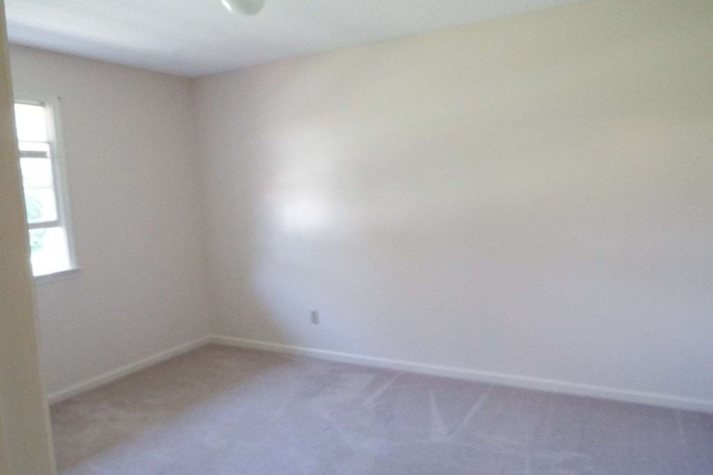 28266 Lee Hwy - Photo 7 of 13