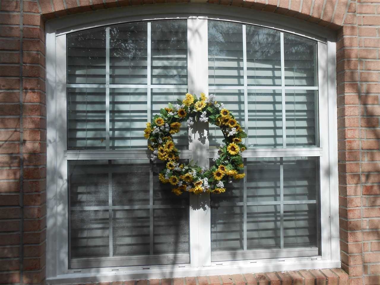 3592 Wexford Ct - Photo 7 of 28