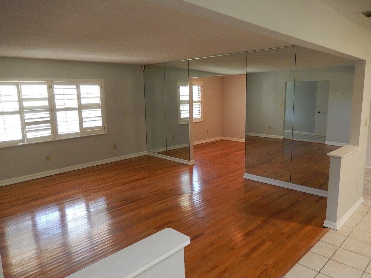 1903 Skyland Dr - Photo 4 of 27