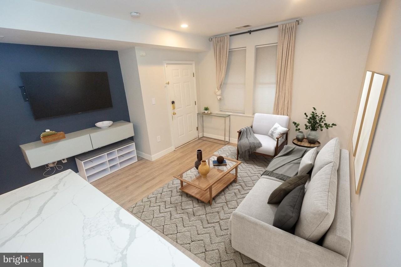 1710 W Virginia Ave Ne Unit 101 - Photo 2 of 11