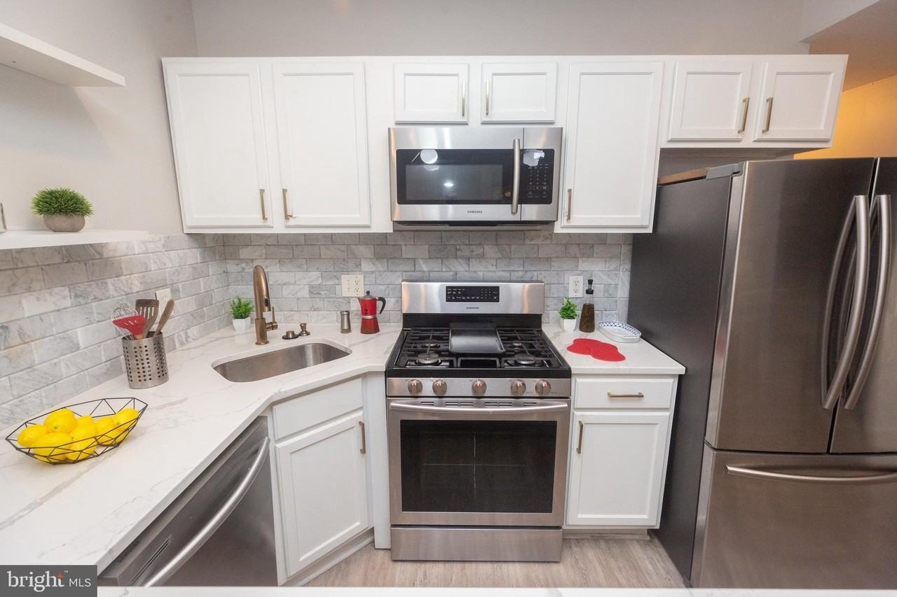 1710 W Virginia Ave Ne Unit 101 - Photo 4 of 11