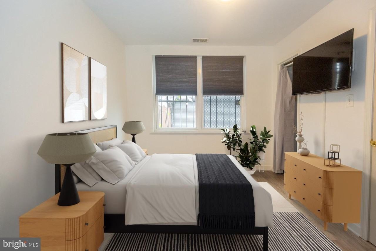 1710 W Virginia Ave Ne Unit 101 - Photo 5 of 11