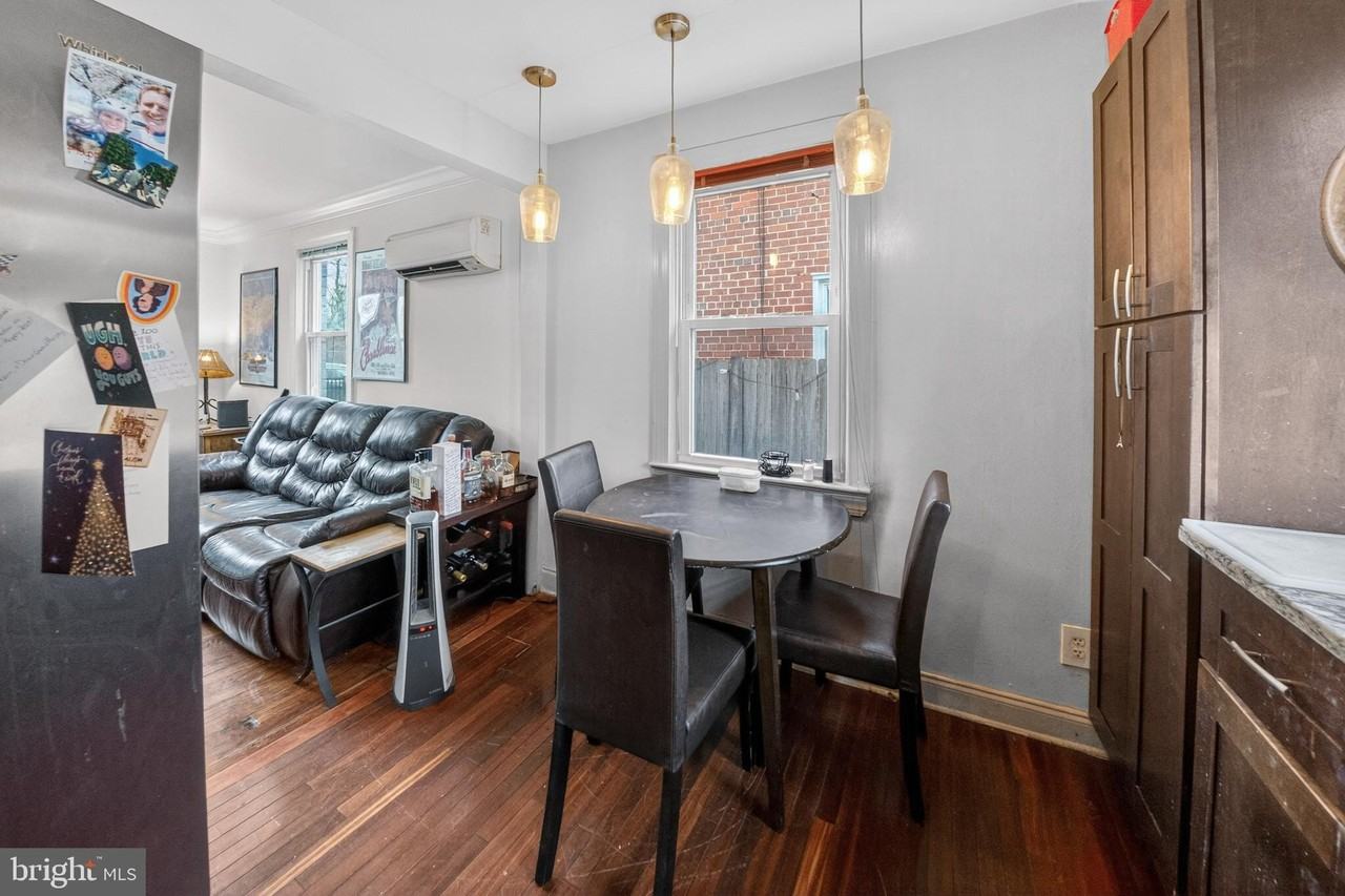 4409 Polk St Ne - Photo 5 of 18