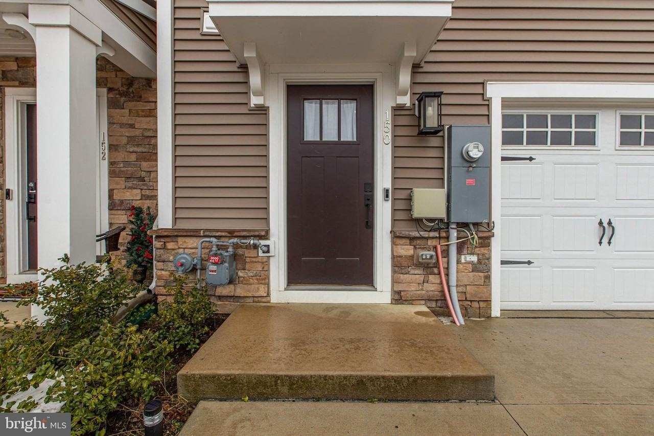 150 Fletcher Cir - Photo 3 of 41