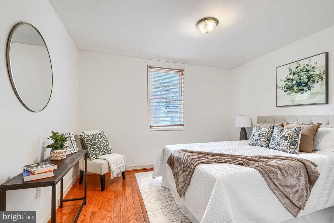 14 E Hamburg St - Photo 6 of 11