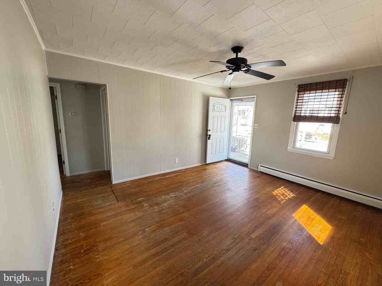 3021 Texas Ave - Photo 5 of 13