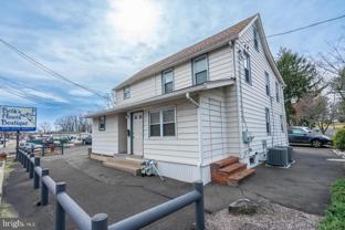 371 Easton Rd Unit A - Photo 1 of 1