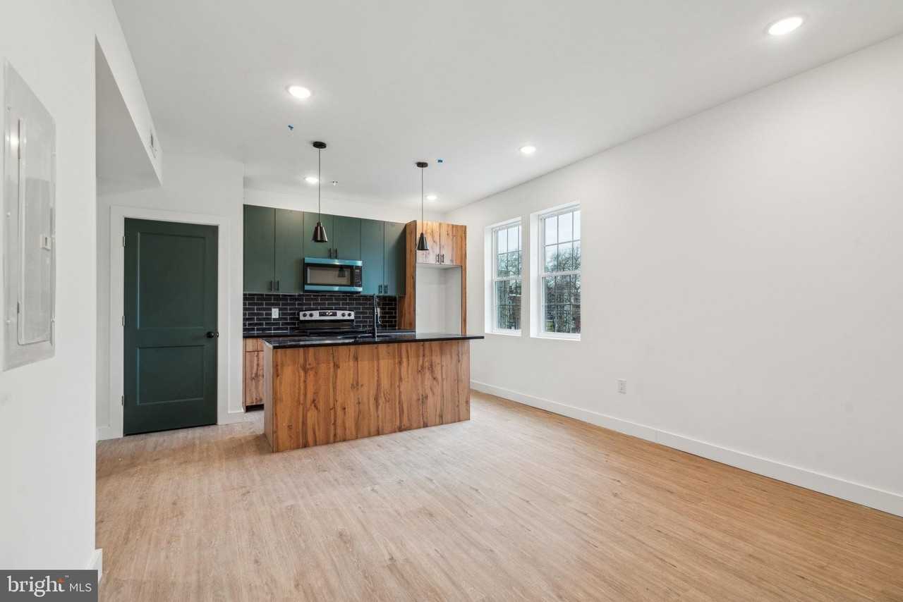 4181 Mantua Ave Apt 5 #5 - Photo 7 of 18