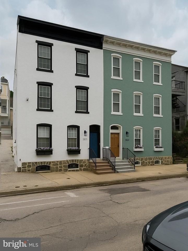 3869 Terrace St Apt 2 - Photo 2 of 16