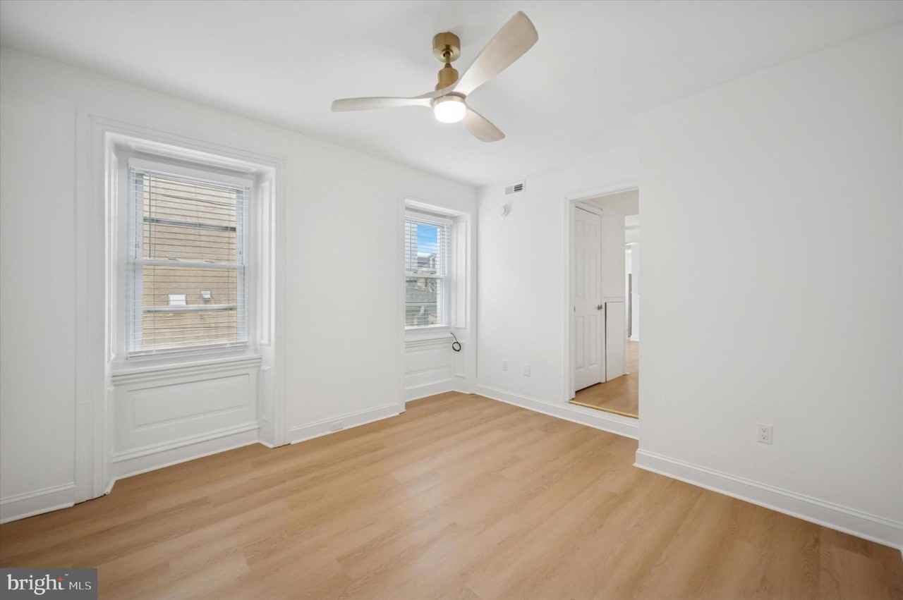 3869 Terrace St Apt 2 - Photo 6 of 16