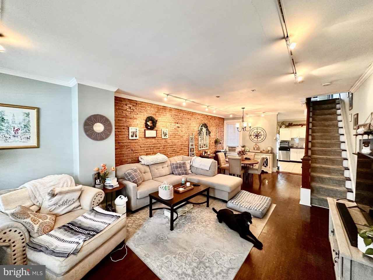 4531 Wilde St - Photo 2 of 23