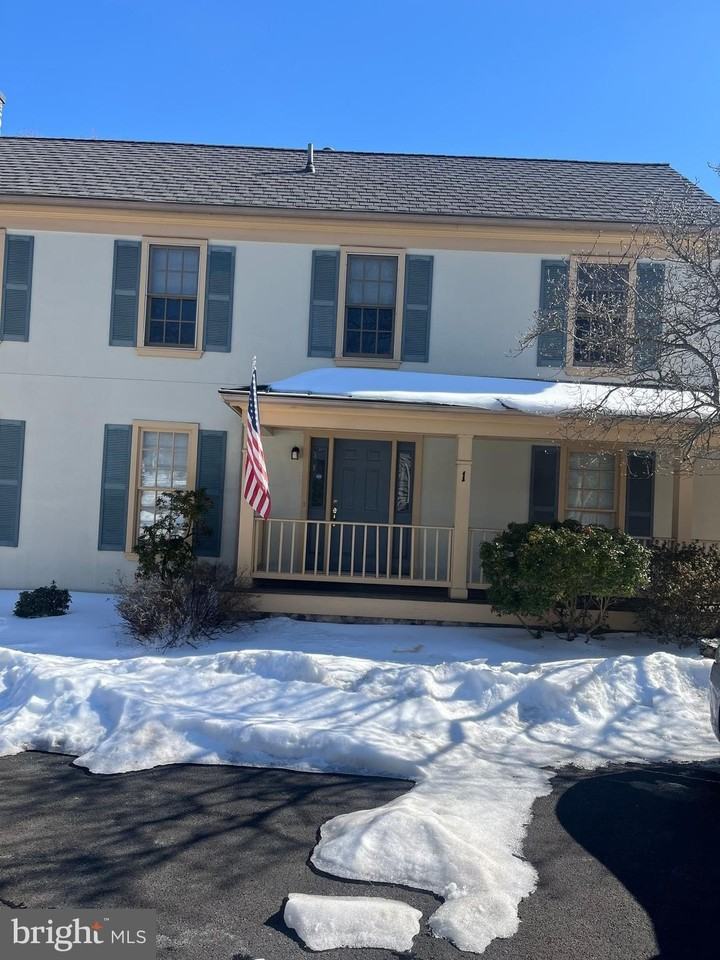 1 Linden Hill Way Sw