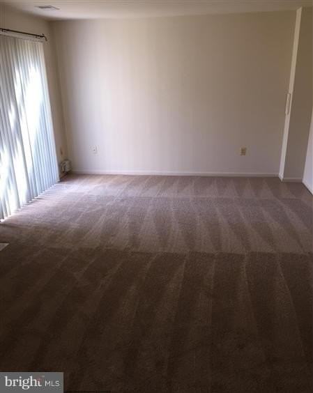 47665 Comer Sq - Photo 4 of 6