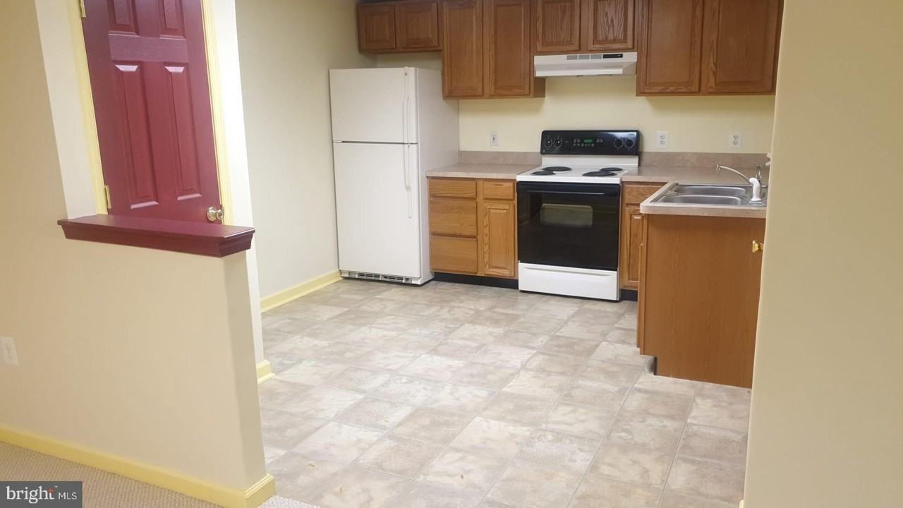 9607 Laurel Oak Dr - Photo 5 of 11