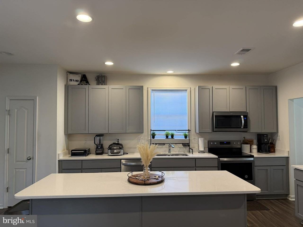 117 Station Ter E - Photo 4 of 18