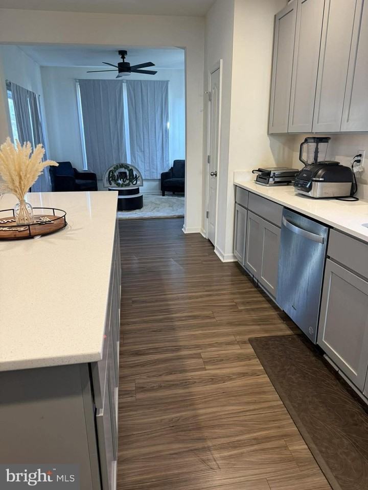 117 Station Ter E - Photo 6 of 18