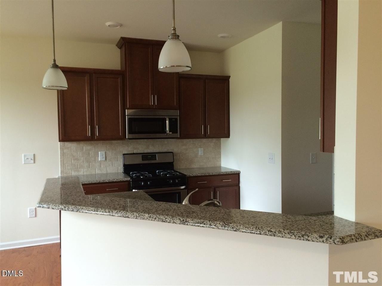 5376 Jessip St - Photo 4 of 10