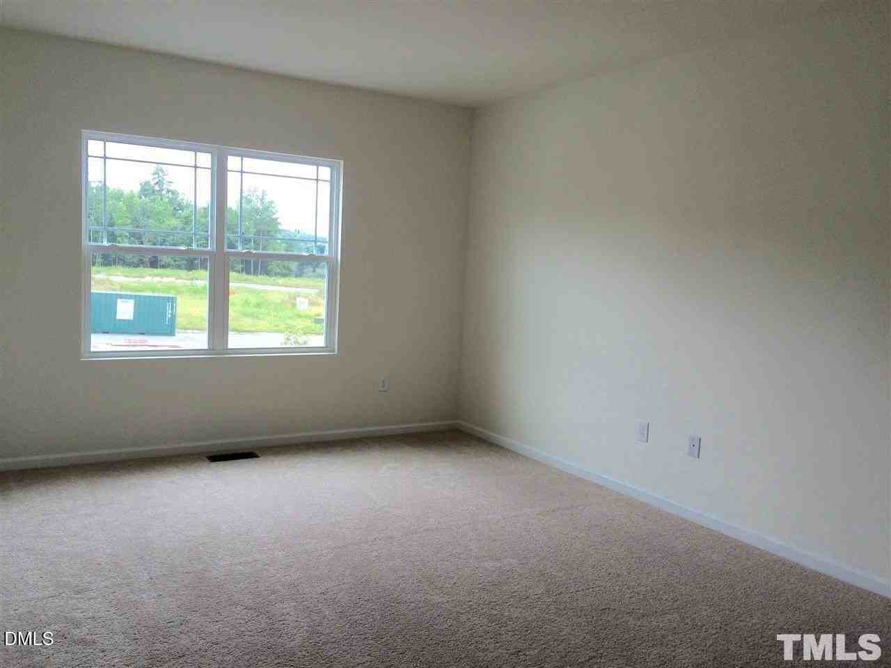 5376 Jessip St - Photo 7 of 10