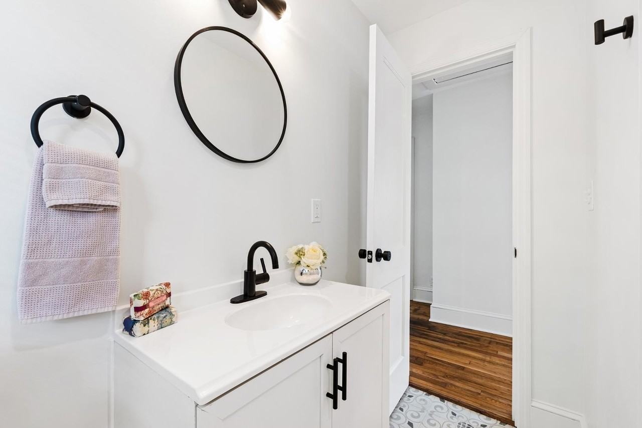 3526 Rose Of Sharon Rd - Photo 7 of 9