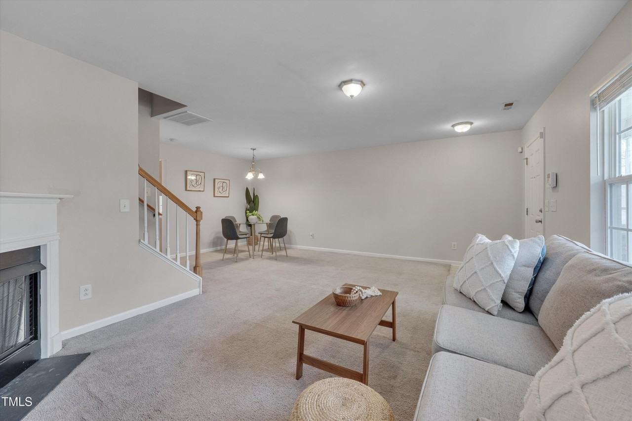 7704 Averette Field Dr - Photo 7 of 25