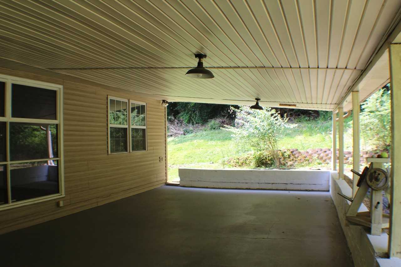 432 Ridgefields Rd - Photo 6 of 38