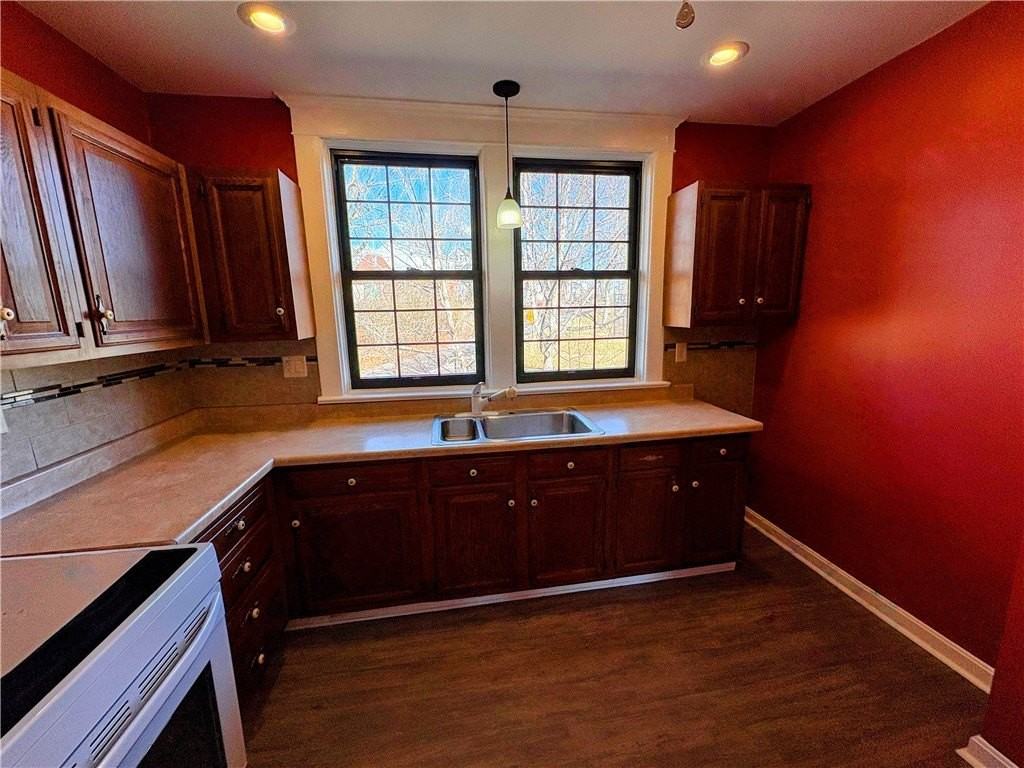 106 Promenade St #3 - Photo 4 of 19