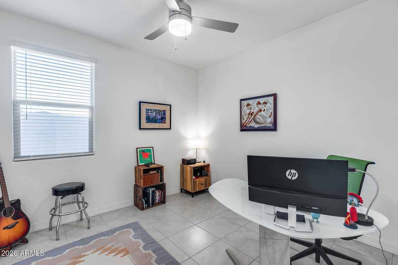 3044 W Monte Way - Photo 2 of 34